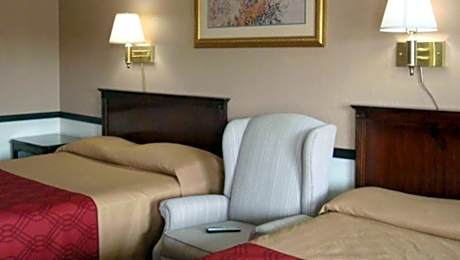 Queen Room with Two Queen Beds - Non-Smoking