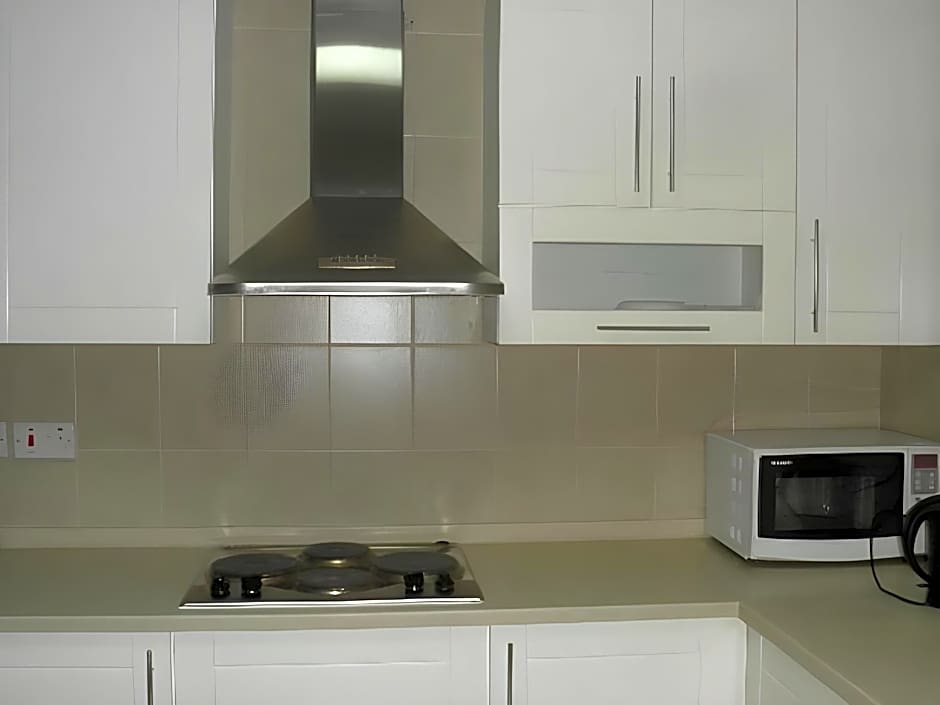 Hamasa Plaza Hotel and Apartments