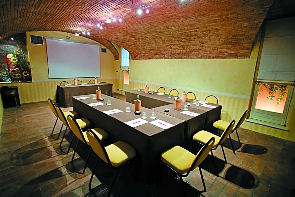 Hotel Alla Rocca Conference & Restaurant