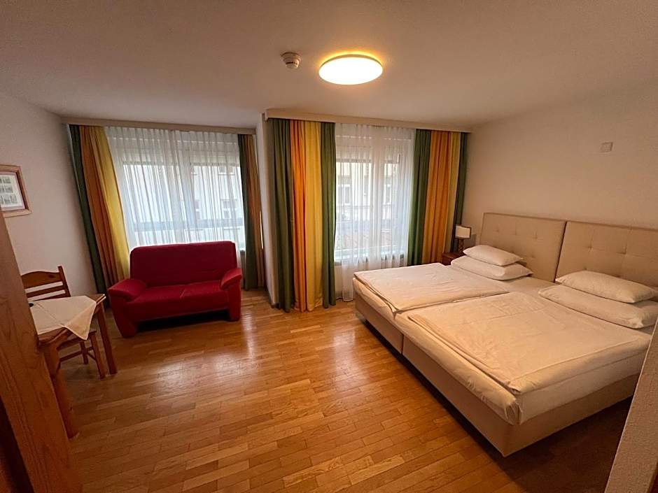 Hotel Caroline