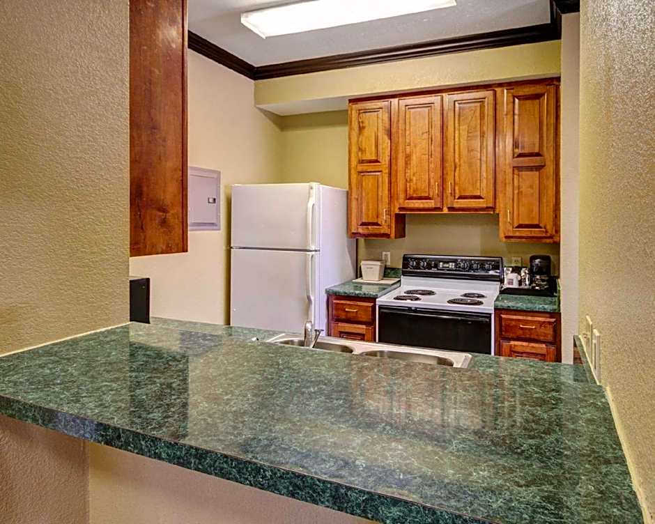 Comfort Suites Lake Ray Hubbard – Rowlett, TX