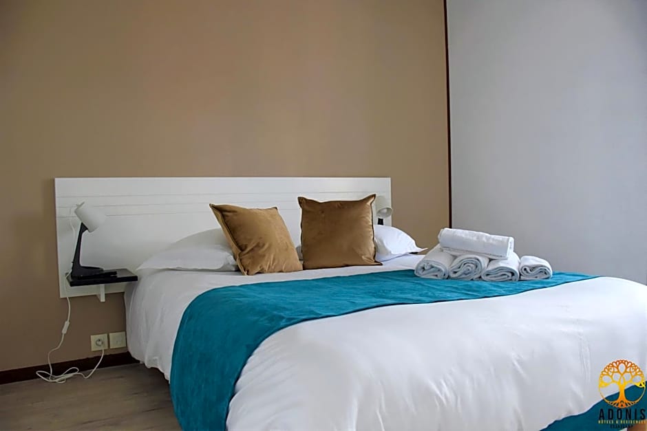 Adonis Grandcamp - Residence Les Isles De Sola