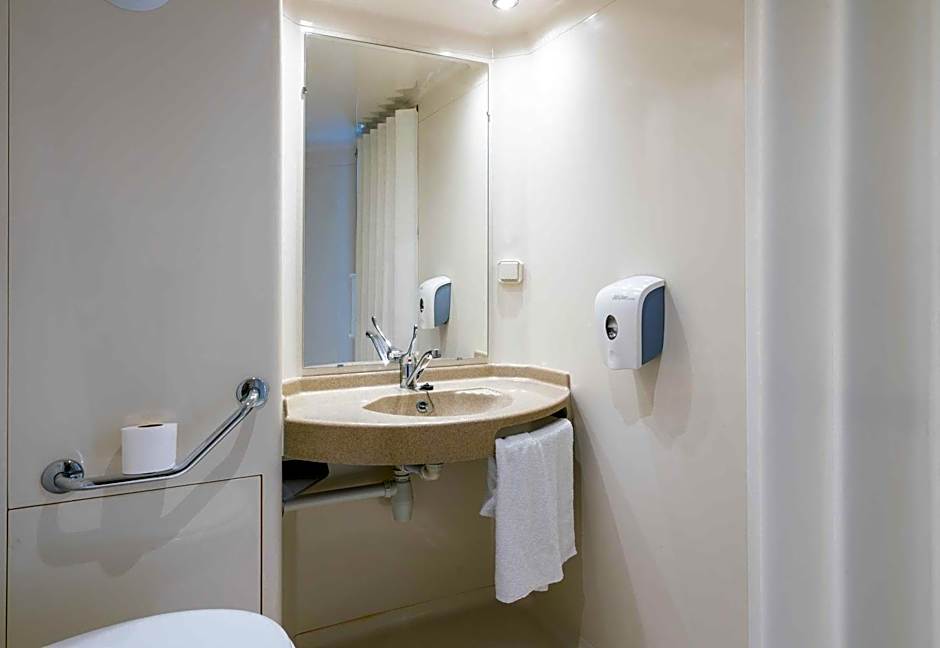 B&B HOTEL Bayeux