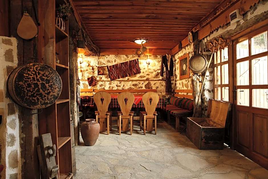 Family Hotel Dinchova kushta