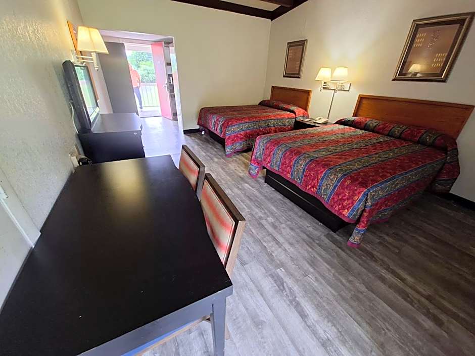 Hometown Inn Staunton VA near Hwy 11