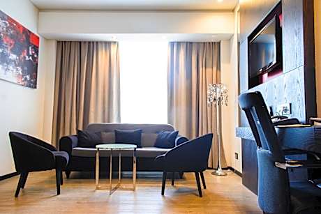 Suite with Sea View
