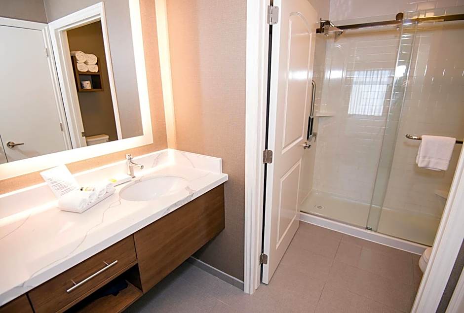Staybridge Suites By Holiday Inn Red Deer North By IHG