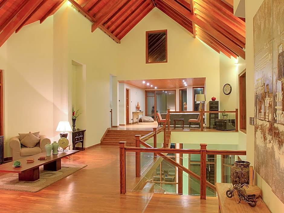 Tea Plant Nuwara Eliya Hotel