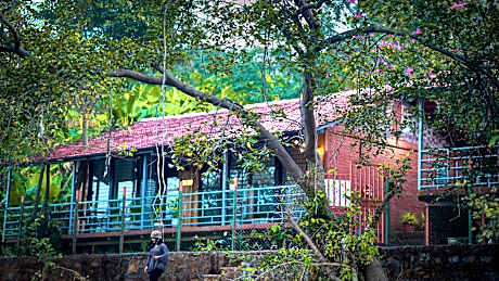 Saveda Farm & Cottages