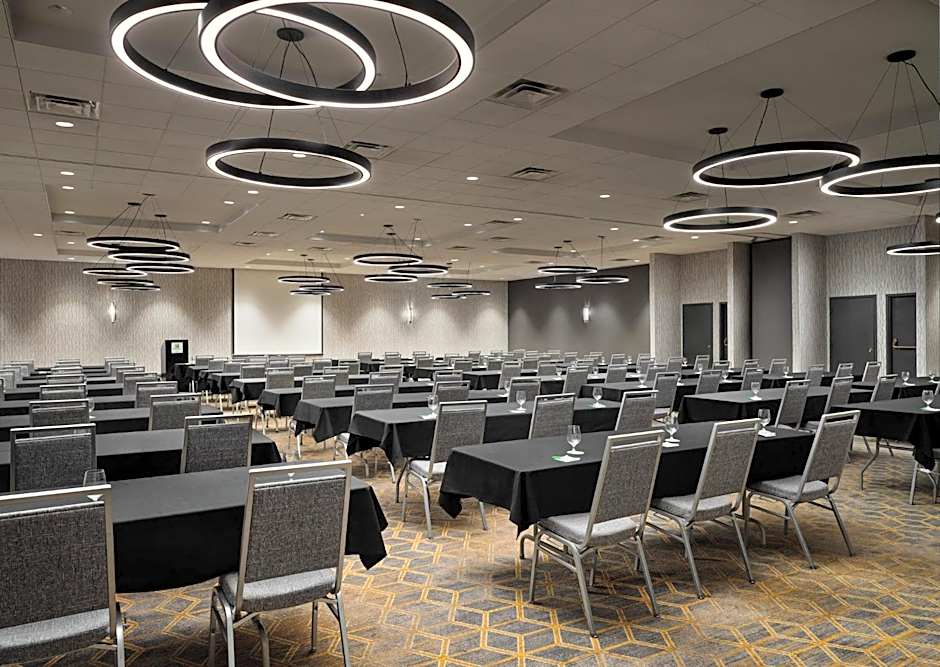 Holiday Inn Boston - Dedham Hotel & Conference Center By IHG