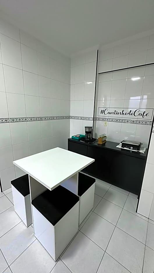 Belo apartamento de frente ao mar - Vila Caiçara