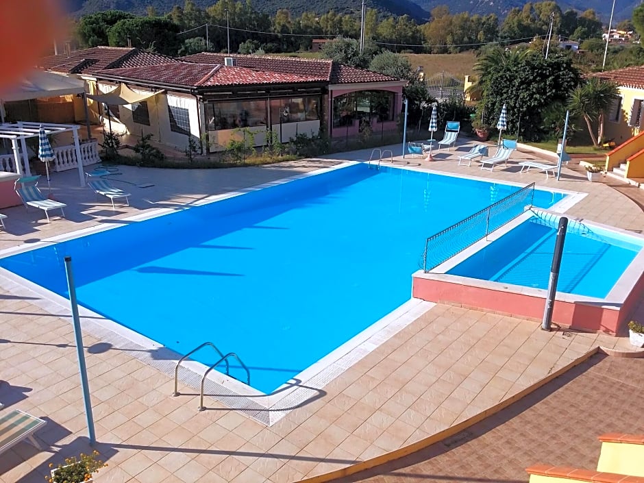 Rejna Residence Hotel