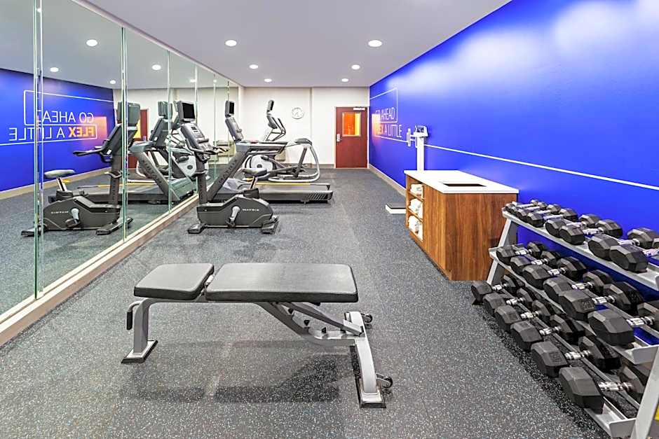 Holiday Inn Express Hotel & Suites Henderson - Traffic Star By IHG