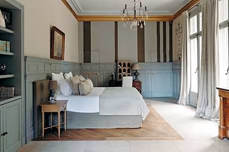 Junior Suite with Garden View