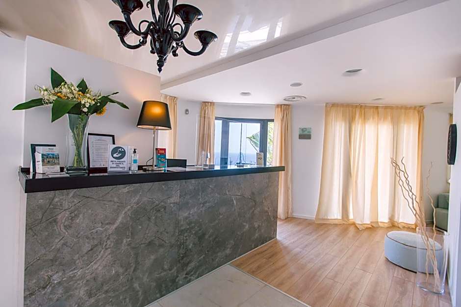 Taormina Palace Hotel