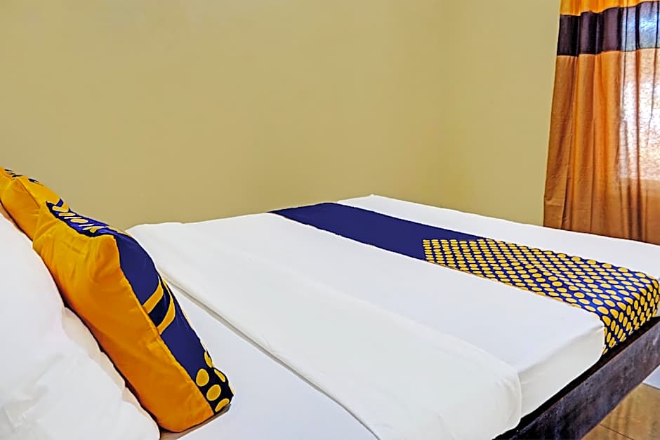 OYO Life 91988 Azka Homestay Klayar