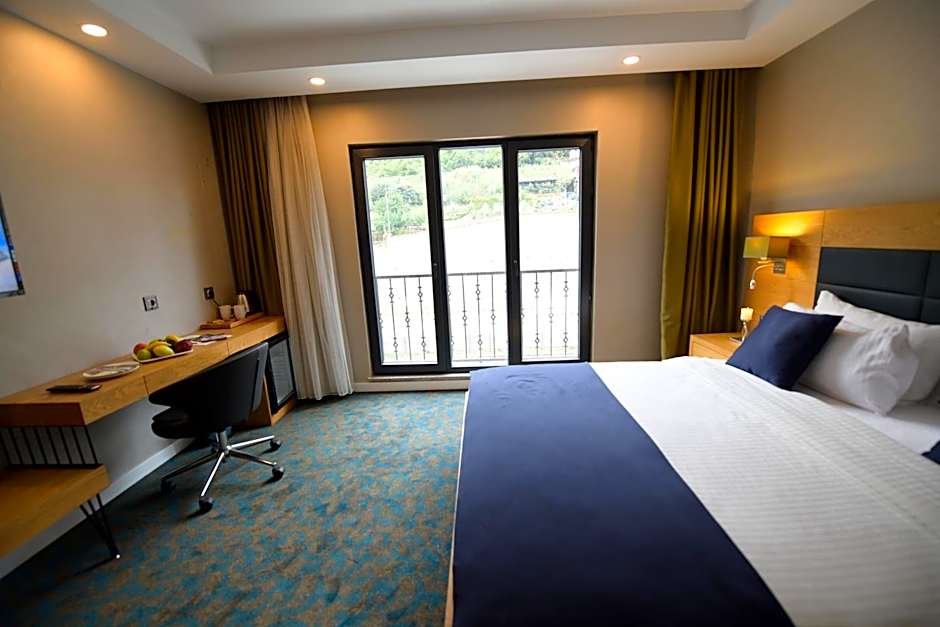 Sera Nature Hotel & Spa