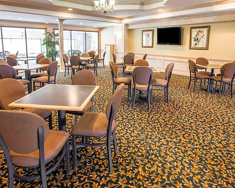 Comfort Suites University Area