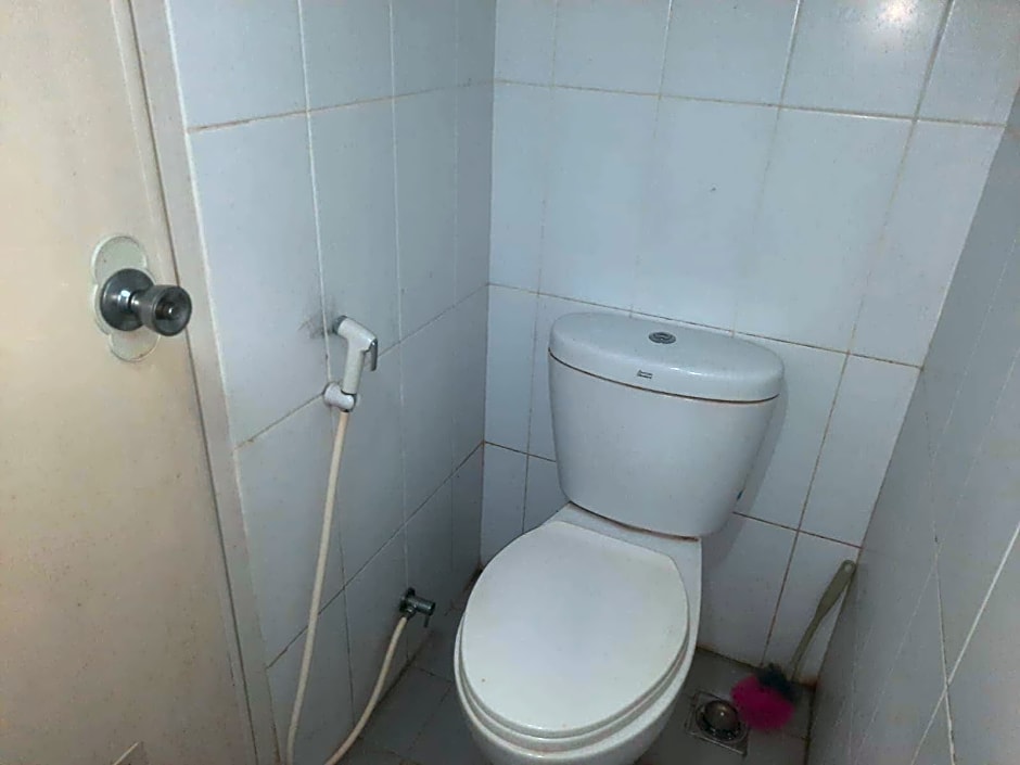 Collection O 93386 Apartemen Grand Sentraland by Mira