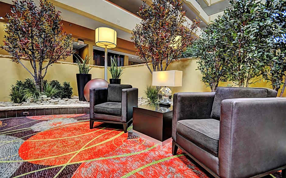 University Plaza Hotel Springfield