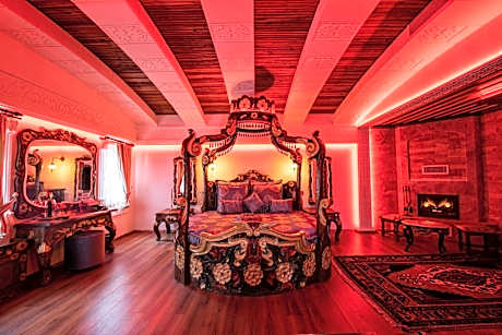 Queen Room