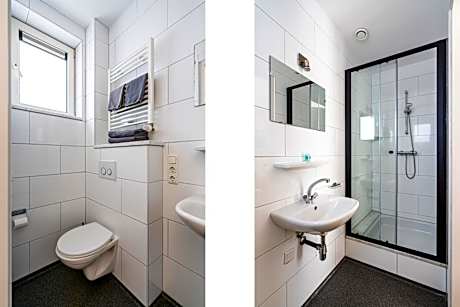 Twin Room with Balcony