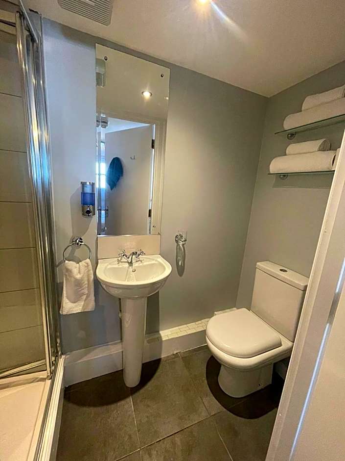 Blackbull With Rooms Lower