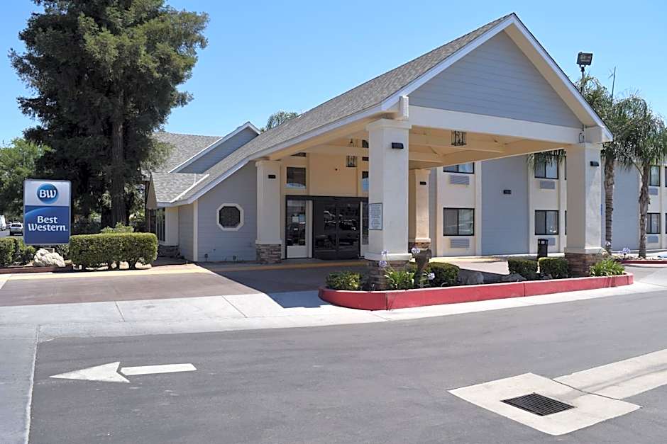 Best Western Town & Country Lodge