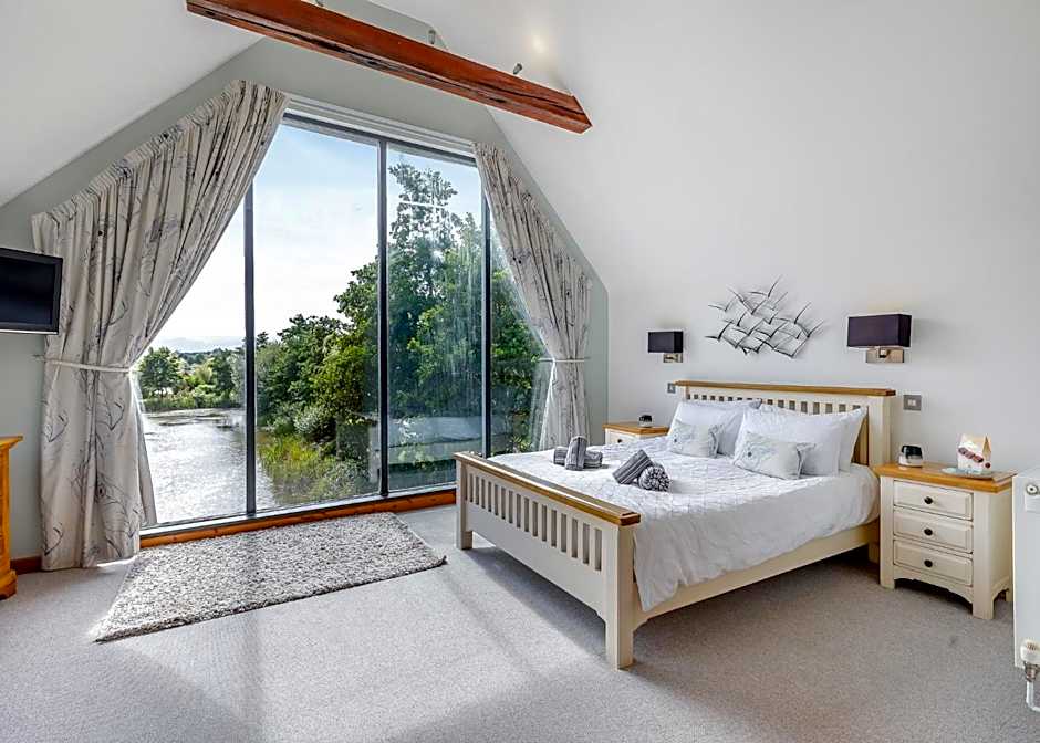 Anglesey Lakeside Lodges