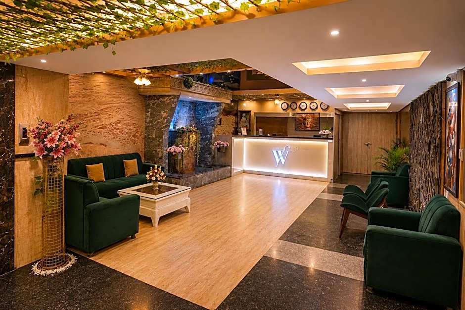 Hotel Waterfall