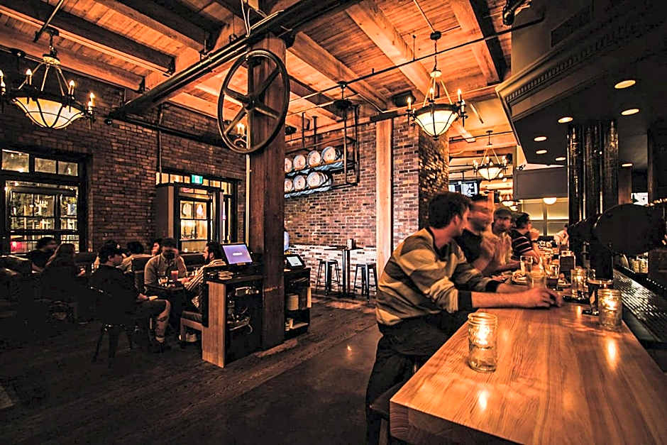 Swans Brewery, Pub & Hotel