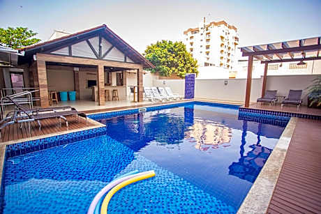Nayru Hotel