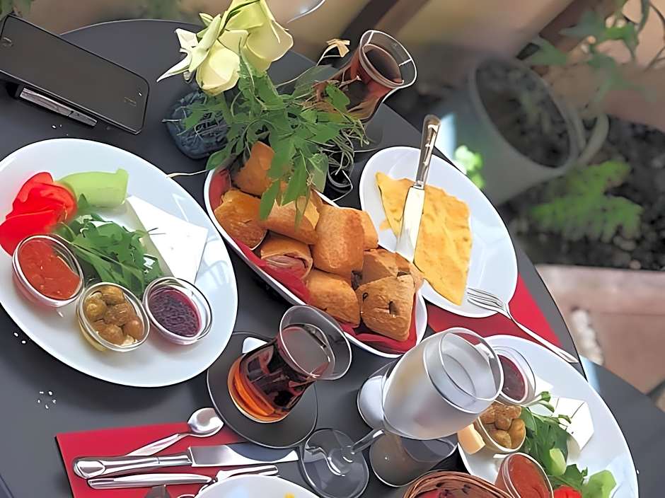 La Casa Carina Hotel