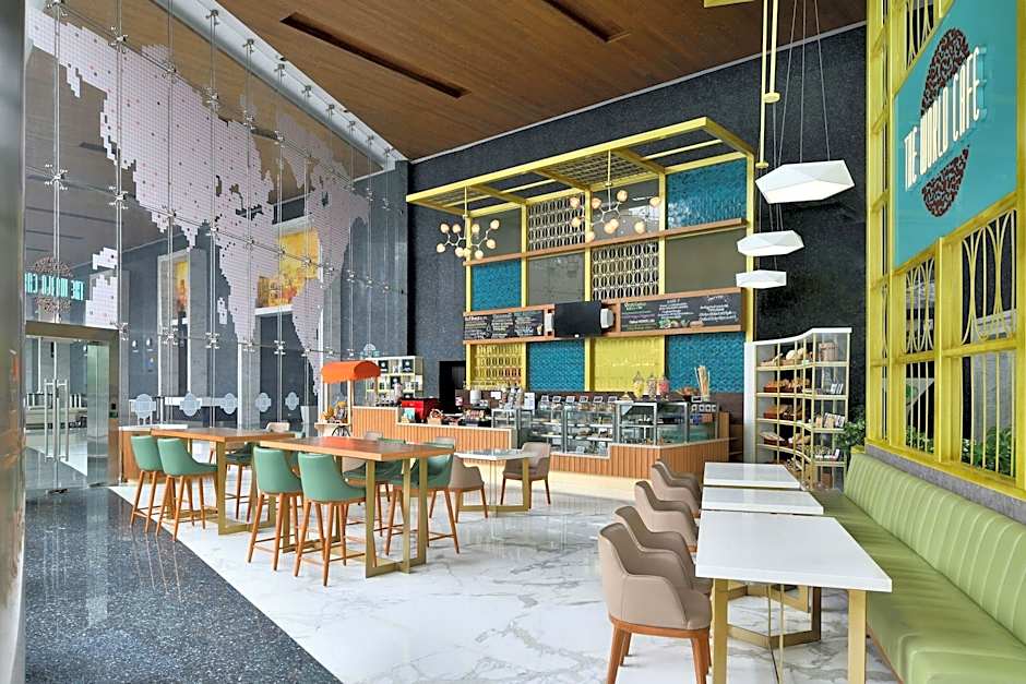 Sheraton Grand Bangalore Hotel At Brigade Gateway