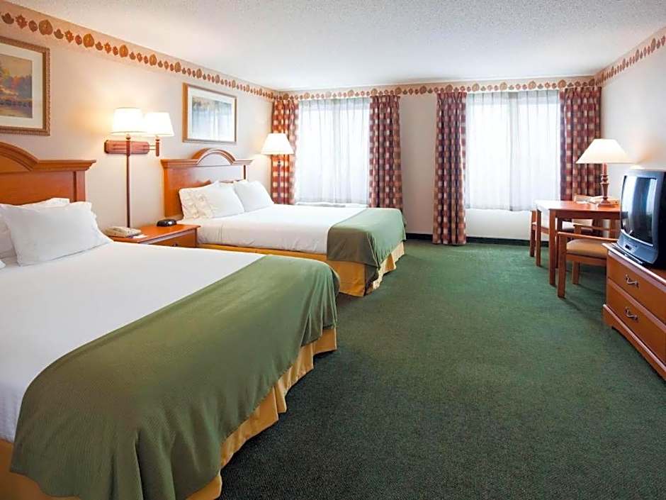 Holiday Inn Express & Suites Winner By IHG