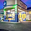 Clarion Inn & Suites Central Clearwater Beach