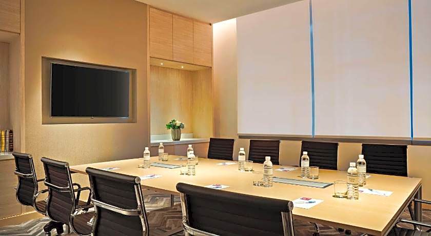 Hyatt Place Bangkok Sukhumvit 24