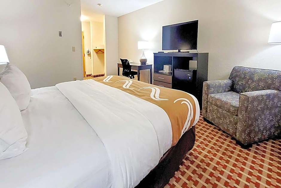 Quality Inn & Suites Marion