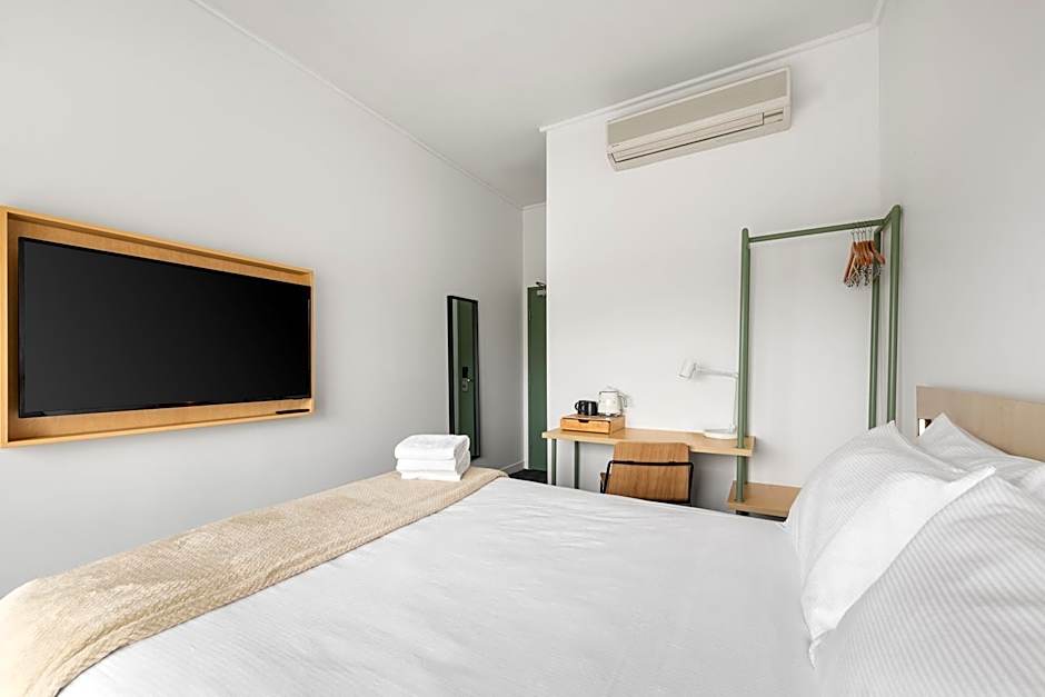 YHA Adelaide Central