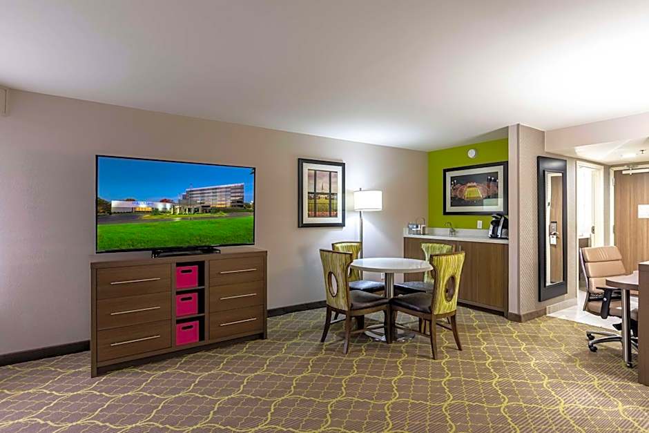 DoubleTree by Hilton Winston Salem