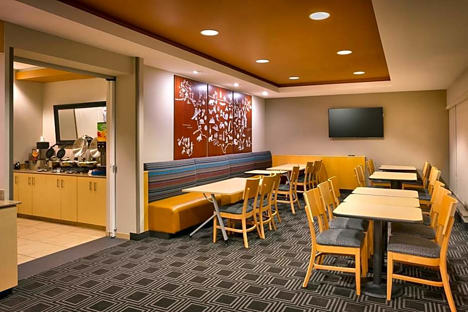TownePlace Suites by Marriott Omaha West