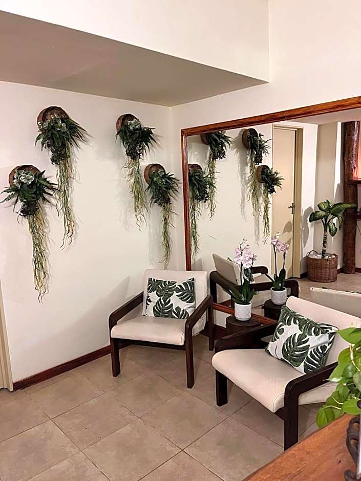 Hotel Raices Esturion