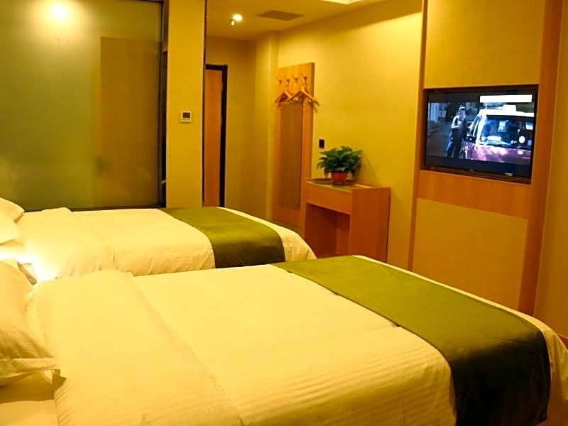 GreenTree Inn Heze Cao County Railway Station