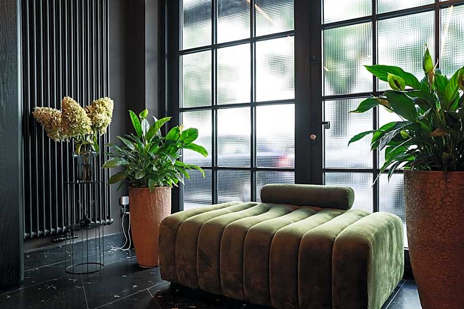 H11 Aparthotel