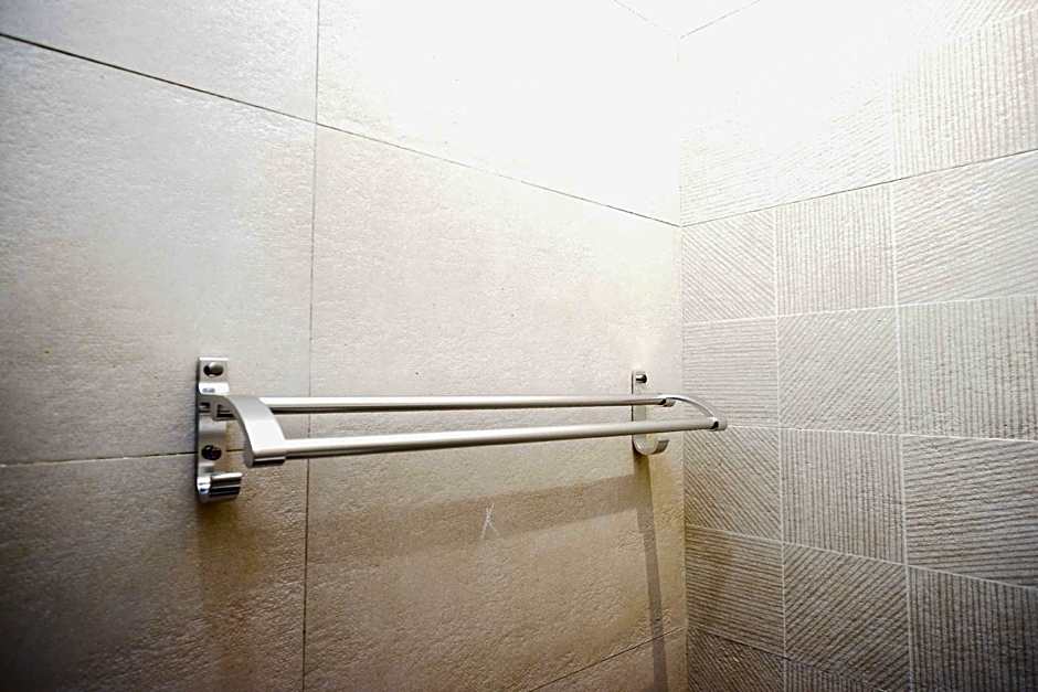 RedDoorz near Simpang Tujuh Kudus