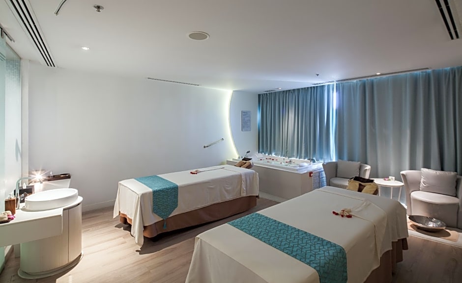 Centara Watergate Pavillion Hotel Bangkok