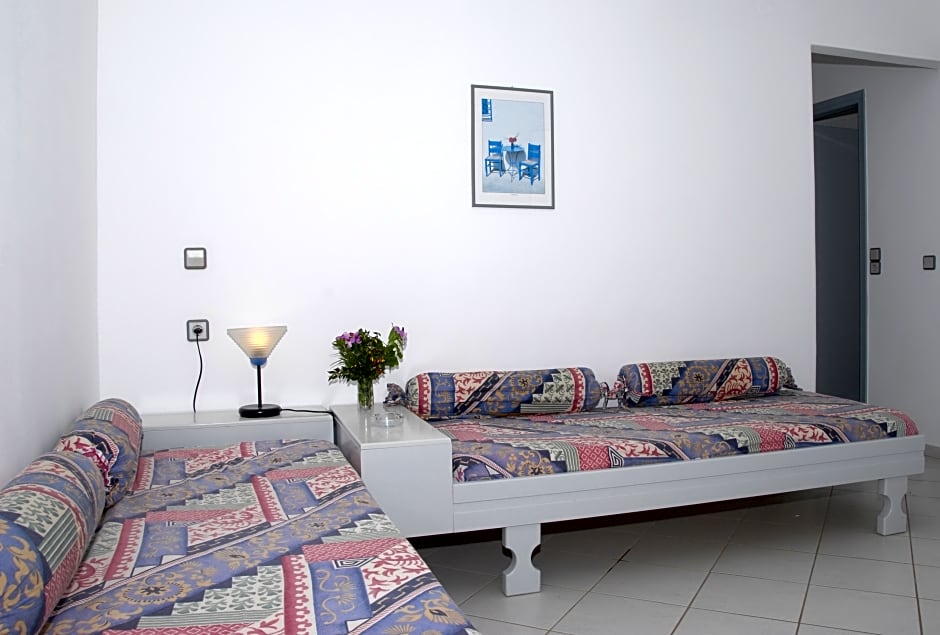 Sunshine Apartments Garden