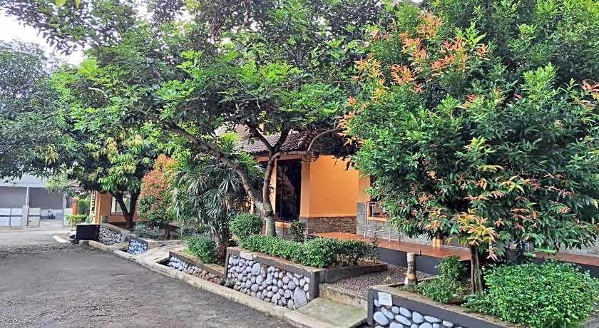 Grand Ciwareng Inn by MyHome Hospitality