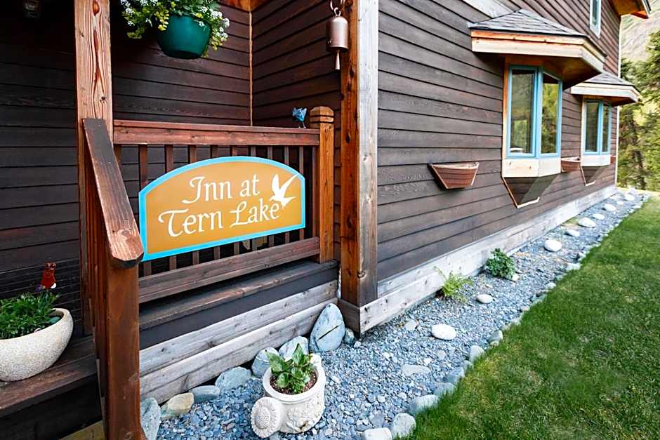 Inn at Tern Lake