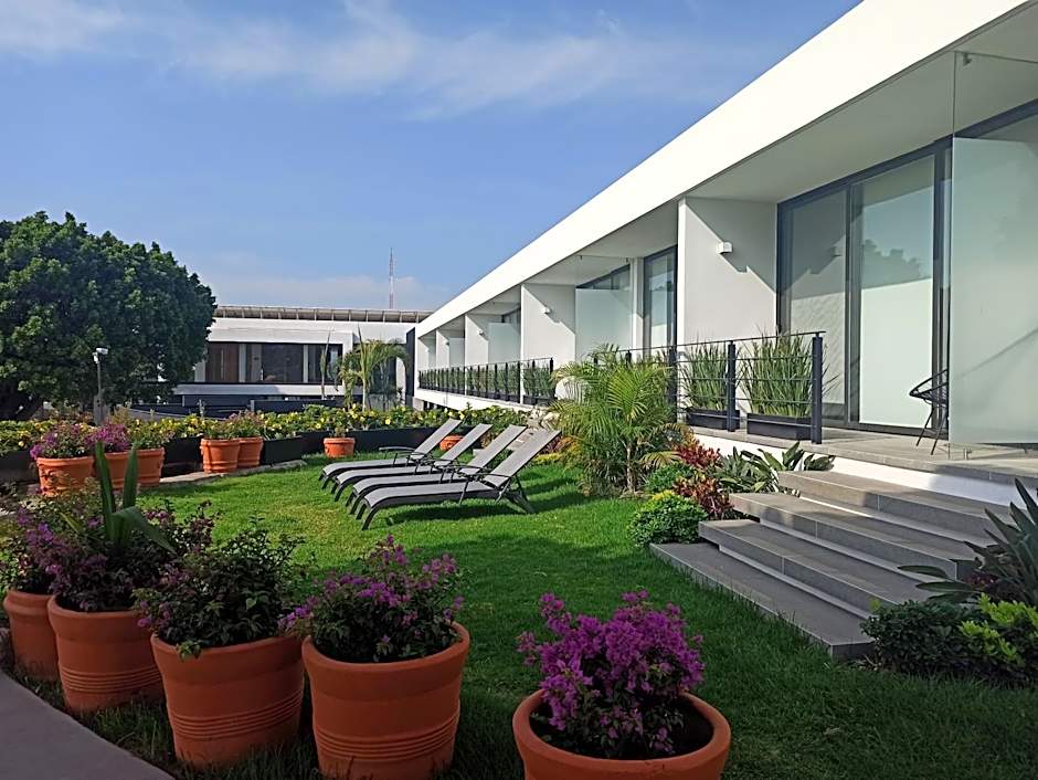 Villa Internacional Hotel & Club